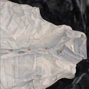 Button up collared tanked top.